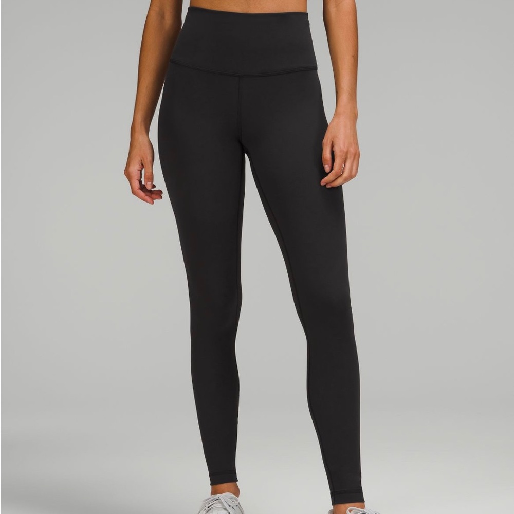 black lululemon wunder under 28”
